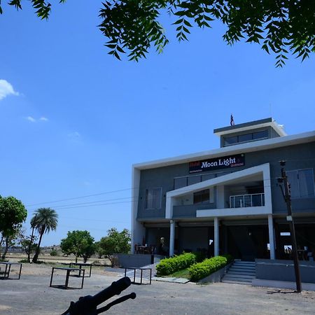 Hotel Moonlight & Restaurant Sehore 외부 사진