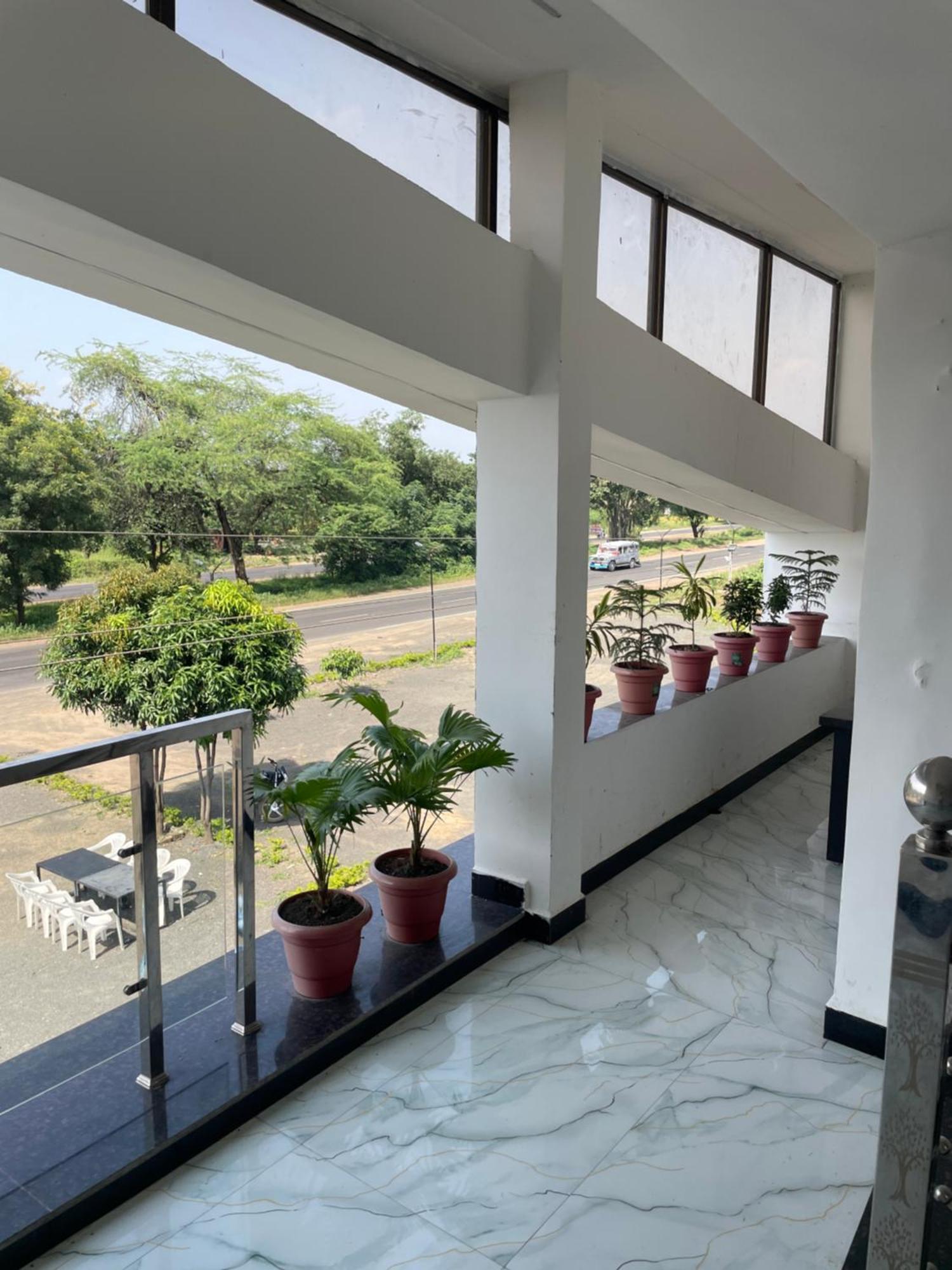 Hotel Moonlight & Restaurant Sehore 외부 사진